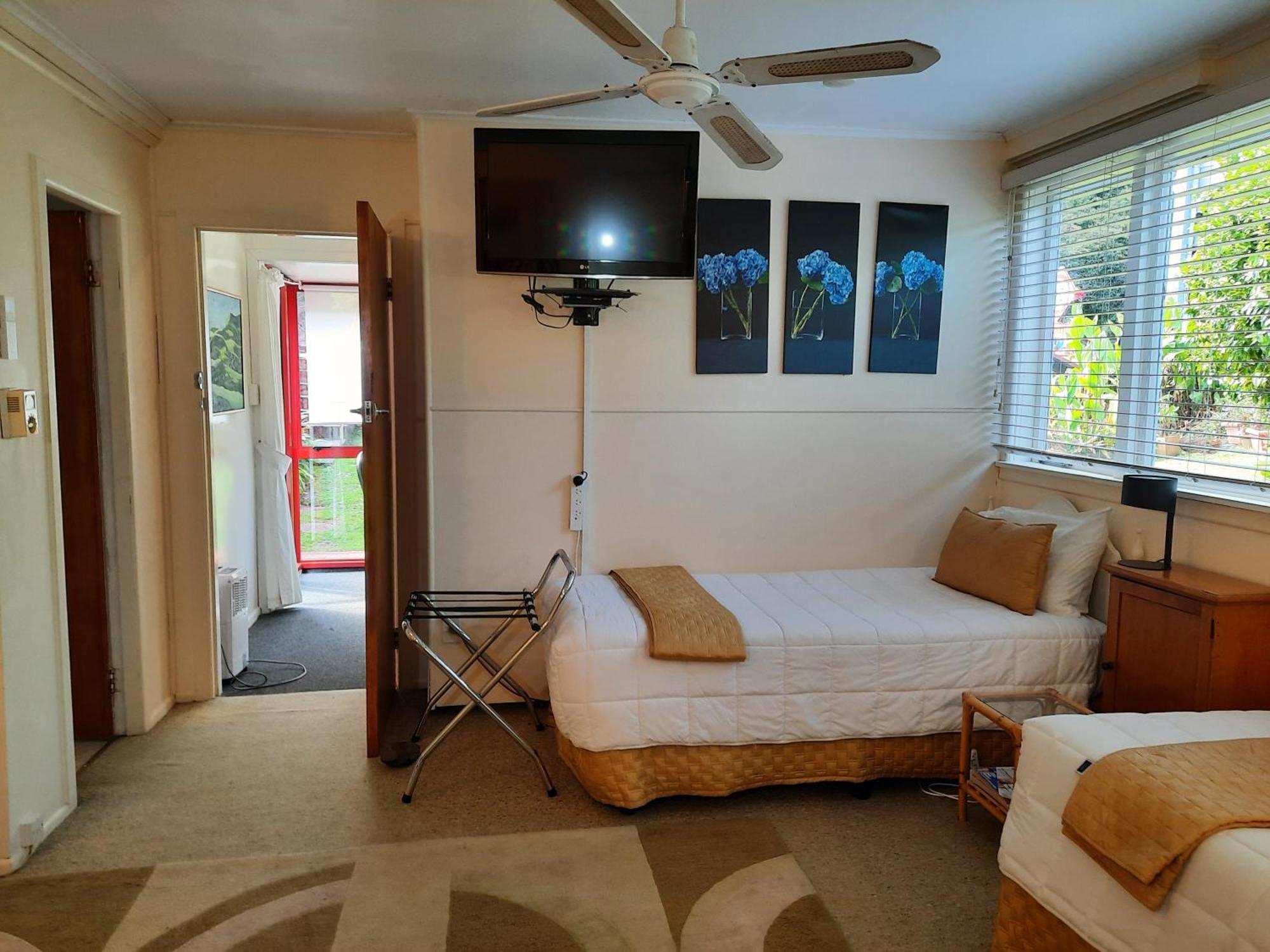 Alfa Boutique Motel Paihia Exterior photo
