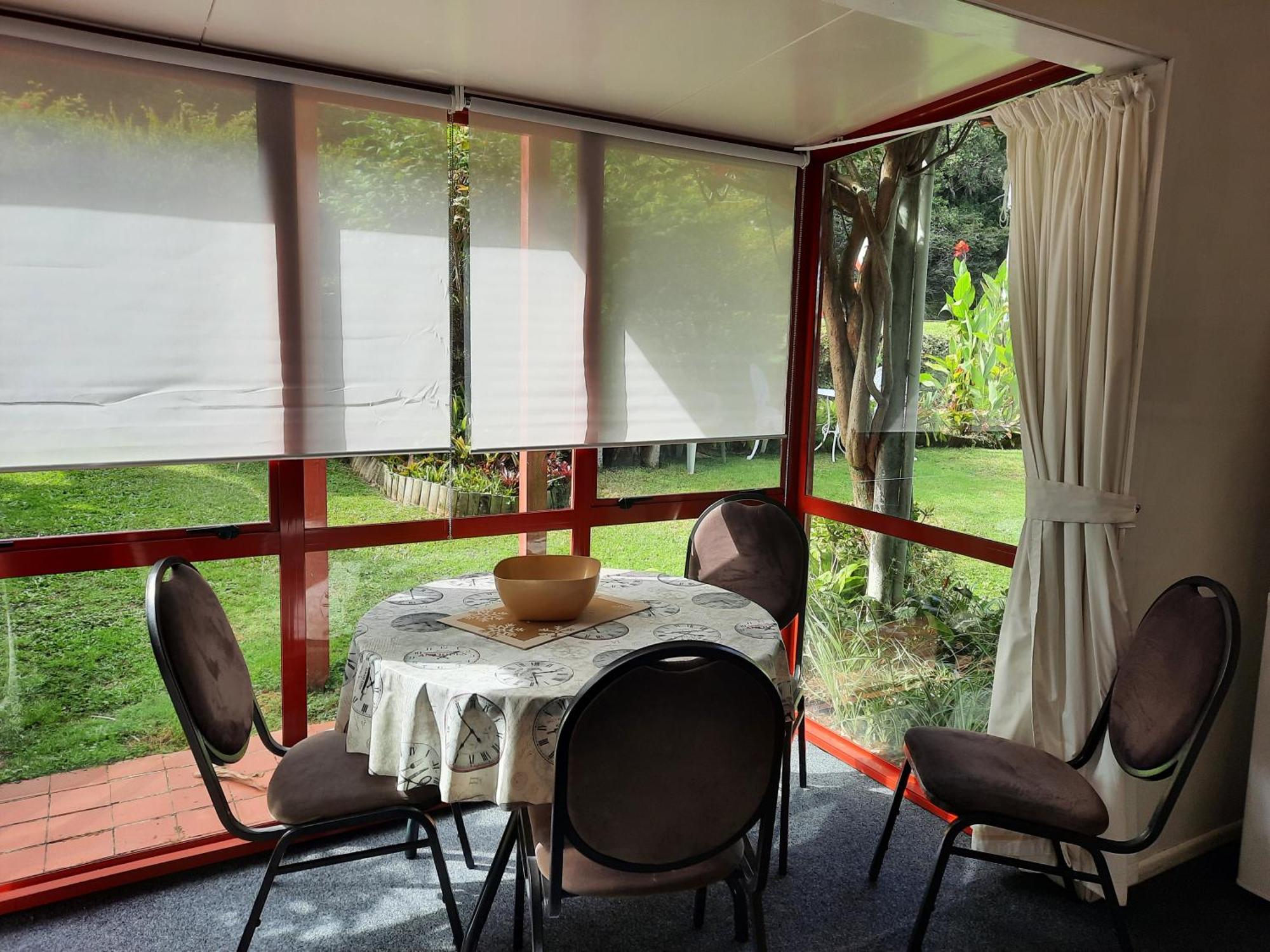 Alfa Boutique Motel Paihia Exterior photo