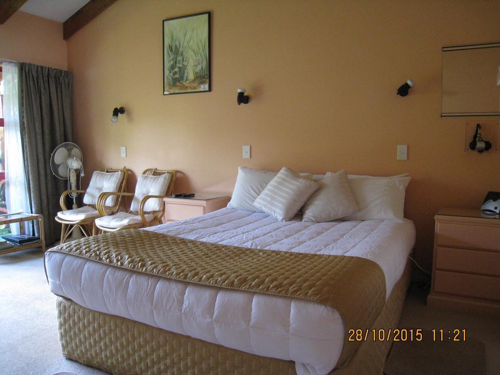 Alfa Boutique Motel Paihia Exterior photo