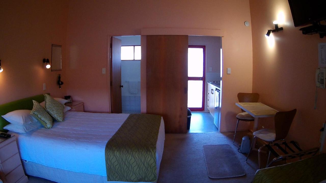 Alfa Boutique Motel Paihia Exterior photo